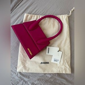 Jacquemus Le Grand Chiquito